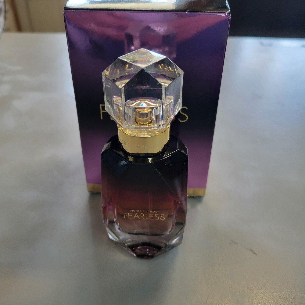 Victoria's Secret Fearless Eau de Parfum 1.7 oz 50ml EDP Spray with Box NEW
